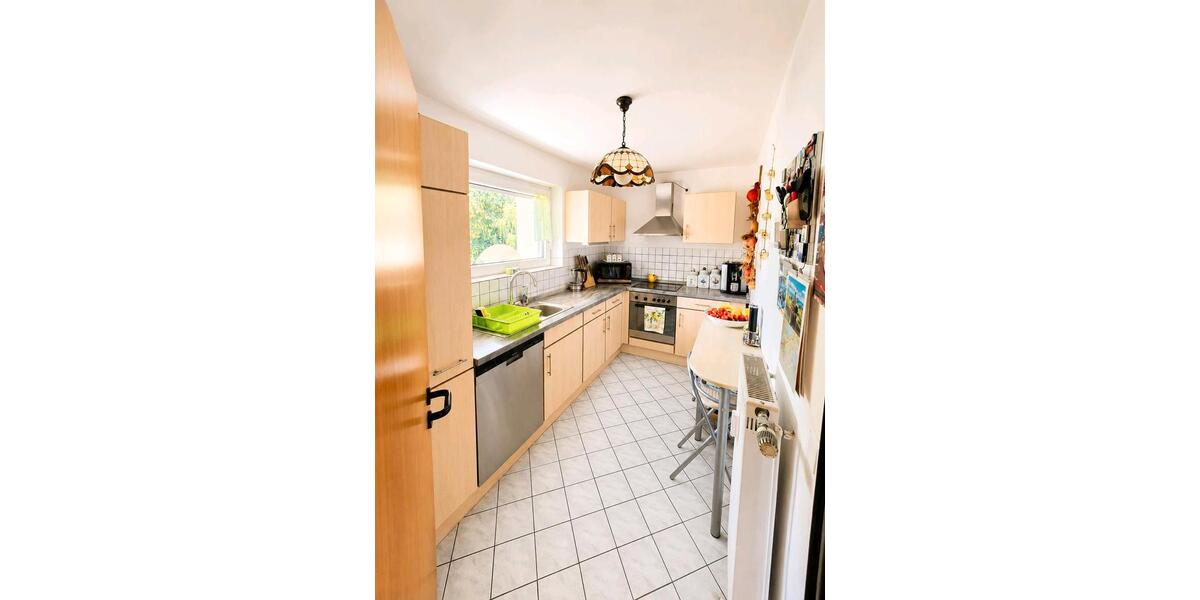 Etagenwohnung Solingen Mitte - 3 Zimmer, 83 m&sup2;, 243.000&euro; | Angebot:27067666