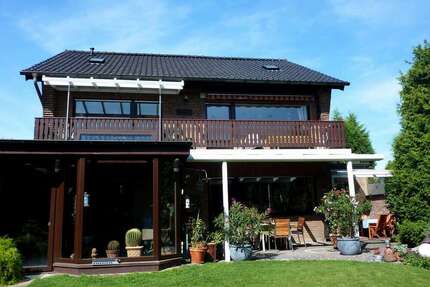 Haus zum Kaufen in Meerbusch 880.000 € 190 m²