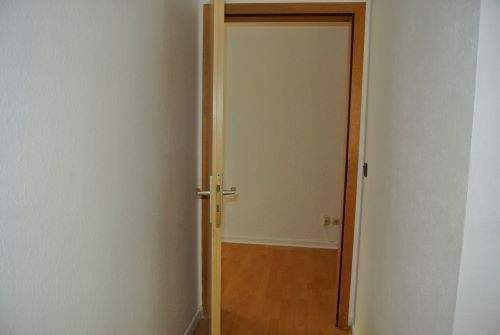 Im Königreich Mülheim-Broich 2 Zimmer Dachgeschoss im gepflegten Altbau mit Balkon** 2 zimmer