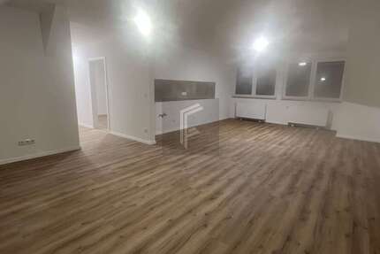 Wohnung zum Mieten in Mülheim an der Ruhr 1.150 € 120 m² 3 zimmer