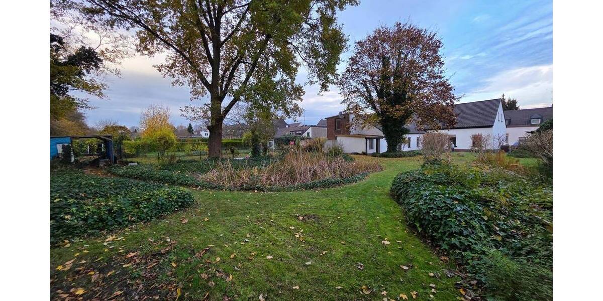 Geräumiges Familienhaus in Krefeld DießemLehmheide mit sonniger Terrasse 7 zimmer