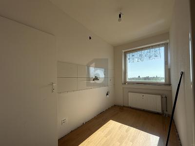 WUNDERSCHÖN MIT SONNIGEM BALKON 1 zimmer