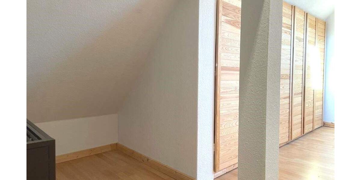 Etagenwohnung Düsseldorf Gerresheim - 4 Zimmer, 65 m&sup2;, 299.000&euro; | Angebot:25686527