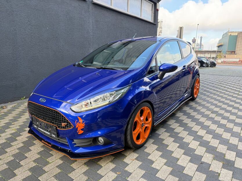 Ford Fiesta 84.000 km 9.900 € Duisburg 47259