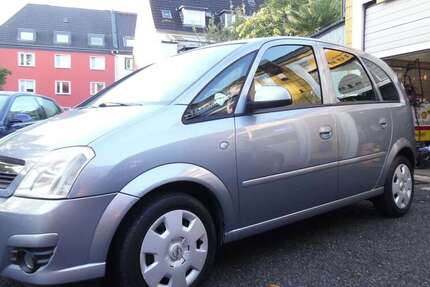 Opel Meriva 110.500 km 3.999 € Düsseldorf 40589