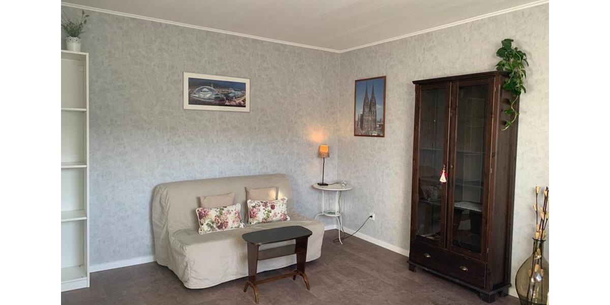 Moblierte Dachgeschosswohnung ab September 2026 zu vermieten 2 zimmer