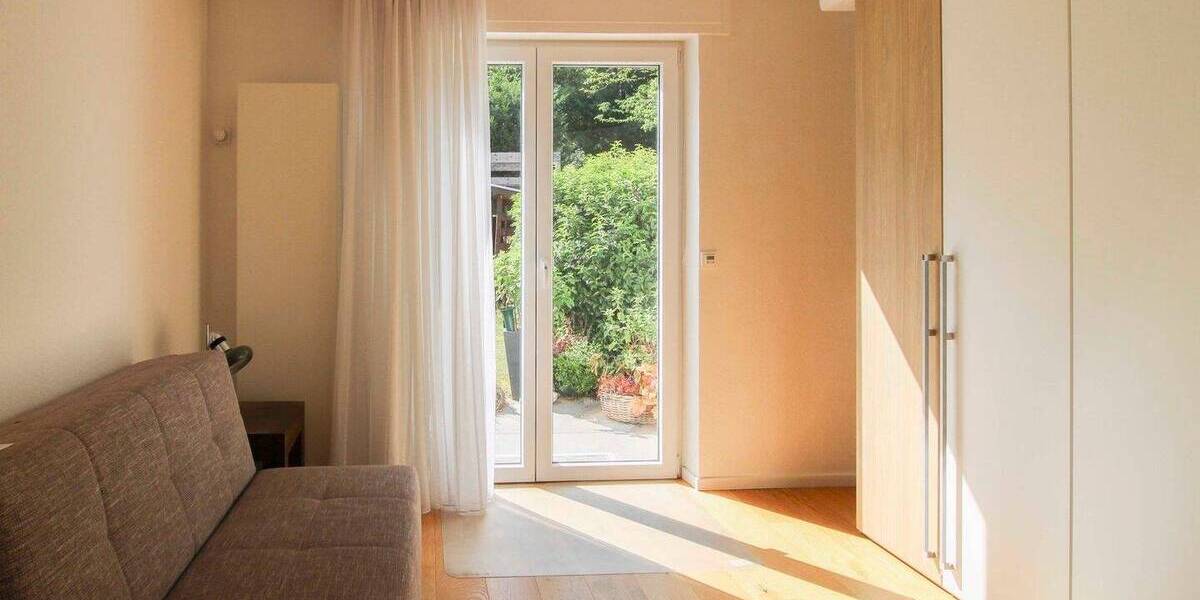 Exklusiver Bungalow in Köln Seeberg - Wohnen in Seenähe mit Privatsphäre, Stil und barrierefrei 5 zimmer