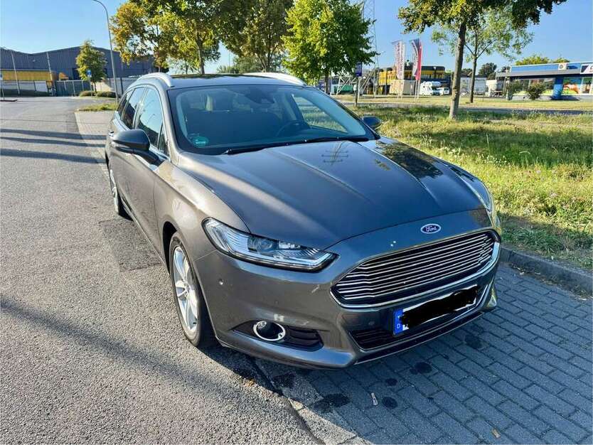 Ford Mondeo 89.000 km 14.499 € Mönchengladbach 41066