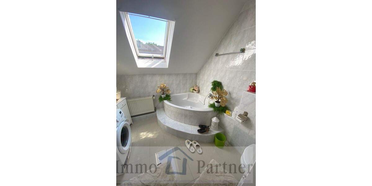 Mehrfamilienhaus, Wohnhaus Düsseldorf / Hassels Hassels - 9 Zimmer, 270 m&sup2;, 839.000&euro; | Angebot:25142511