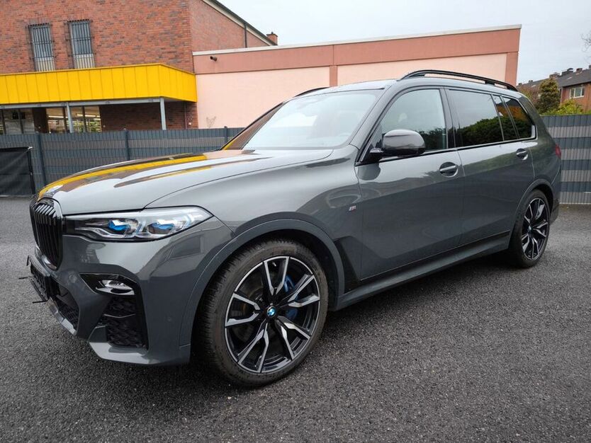 X7