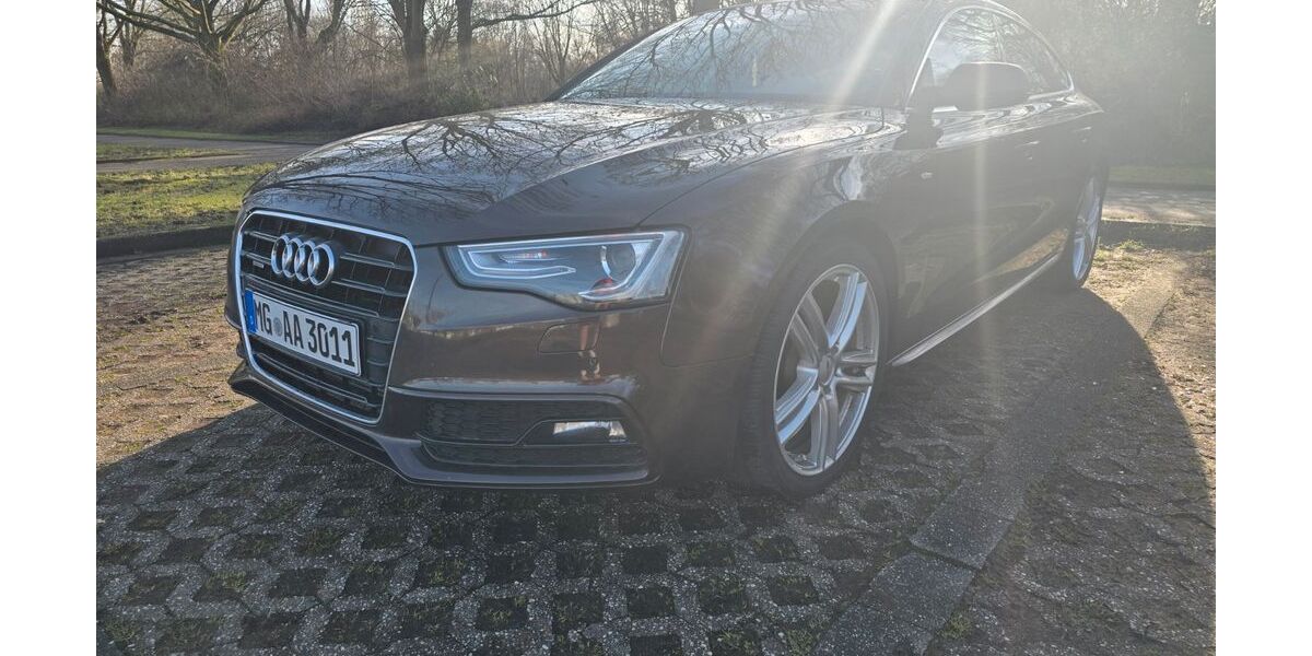 Audi A5 200.000 km 15.700 &euro; Mönchengladbach 41236