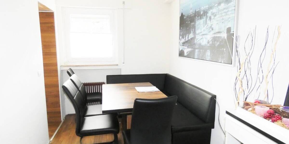 260qm Wohnfläche mit Garten, 3 Loggien, Kamin & Einbauküche - auch als Zweifamilienhaus nutzbar 7 zimmer