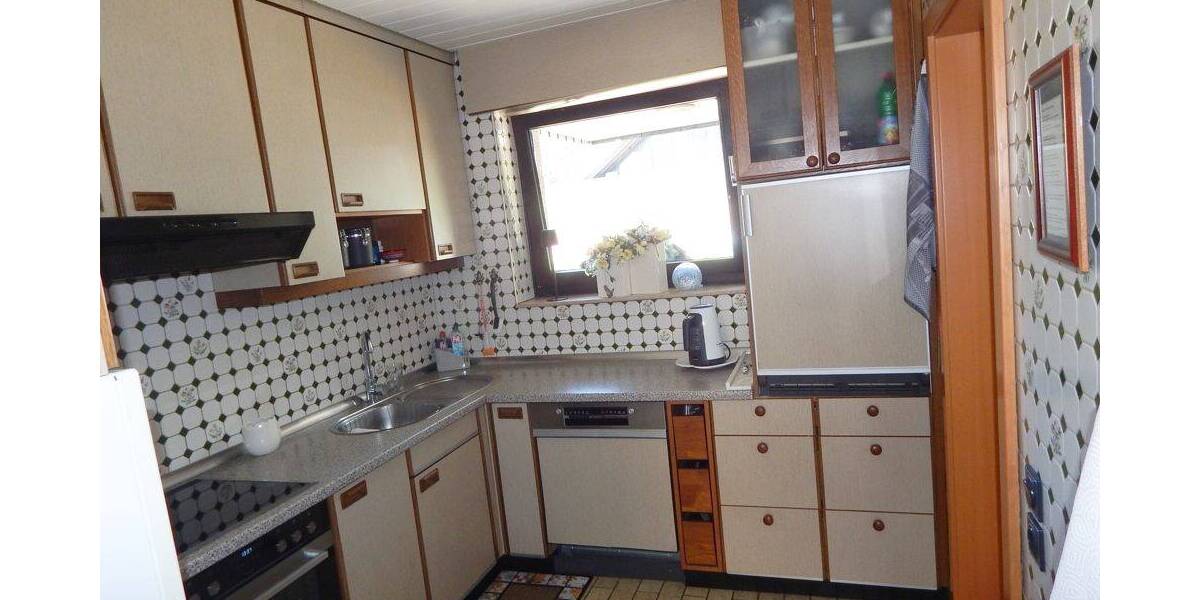 Reihenmittelhaus Düsseldorf Hellerhof - 6 Zimmer, 157 m&sup2;, 599.000&euro; | Angebot:26843922