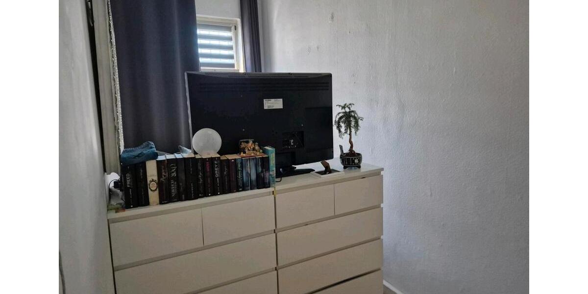 Etagenwohnung Duisburg Essenberg - 4 Zimmer, 123 m&sup2;, 1.050&euro; | Angebot:26426308