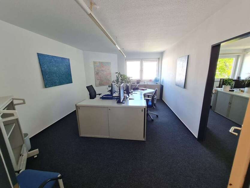 Büro in Mönchengladbach 178,73 € 20.31 m²