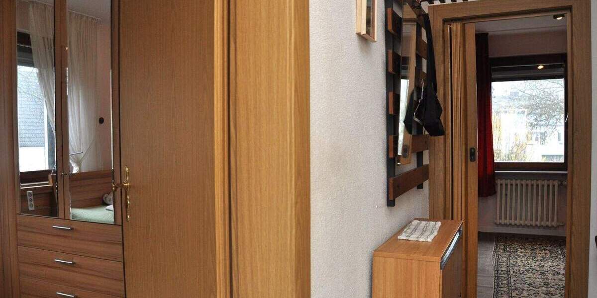 Reihenendhaus Duisburg Hochemmerich - 5 Zimmer, 87 m&sup2;, 249.000&euro; | Angebot:25744080