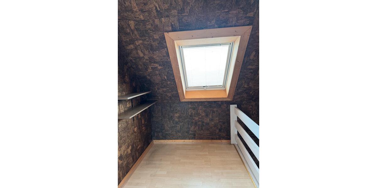 Stadthaus in Krefeld-Uerdingen fuer Kreative 4 zimmer