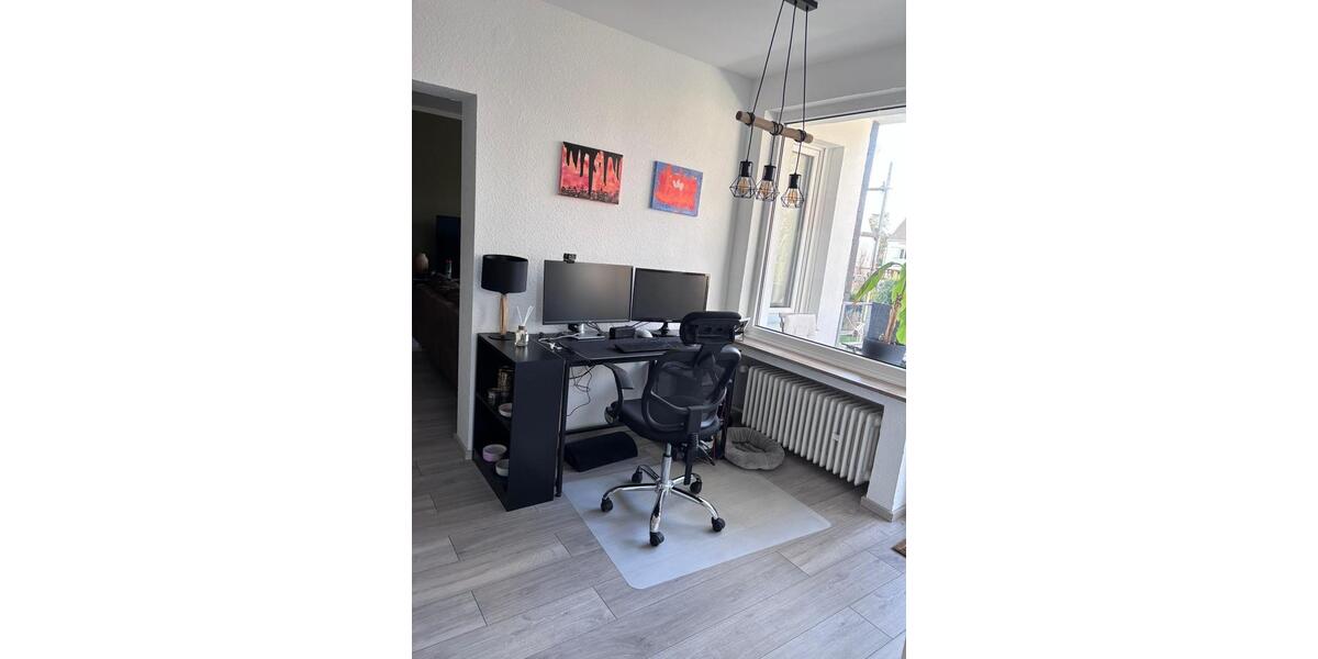 Etagenwohnung Düsseldorf Stadtbezirk 9 - 3.5 Zimmer, 84 m&sup2;, 1.200&euro; | Angebot:25350874