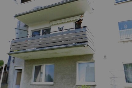 4 Fam.-Haus mit 2 Garagen in Remscheid - West