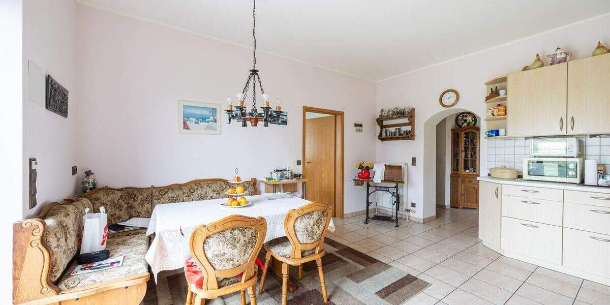 Mehrfamilienhaus, Wohnhaus Moers Kapellen-Mitte - 1 Zimmer, 220 m&sup2;, 599.000&euro; | Angebot:25692292