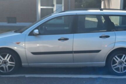 Ford Focus 129.238 km 2.500 &euro; Mönchengladbach 41066