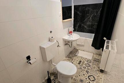 Wohnung Duisburg Duisburg-Mitte - 2 Zimmer, 50 m&sup2;, 700&euro; | Angebot:24814582