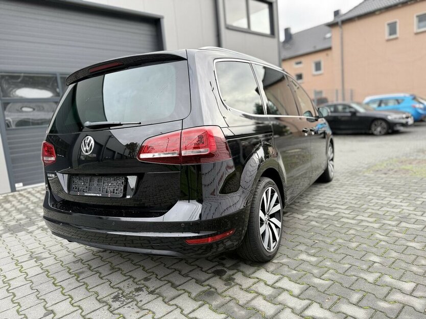 VW Sharan Kamera El.Türen 7.Sitze AppleCarplay 116.000 km 25.990 € Mönchengladbach 41066