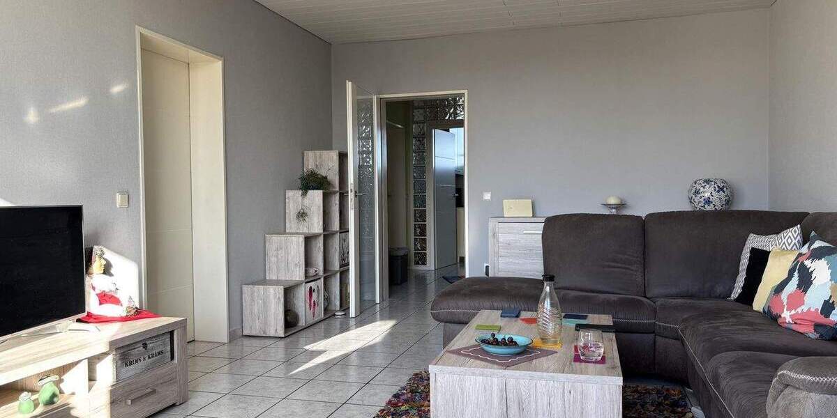 Etagenwohnung Krefeld Fischeln - 3 Zimmer, 66 m&sup2;, 130.000&euro; | Angebot:25693380