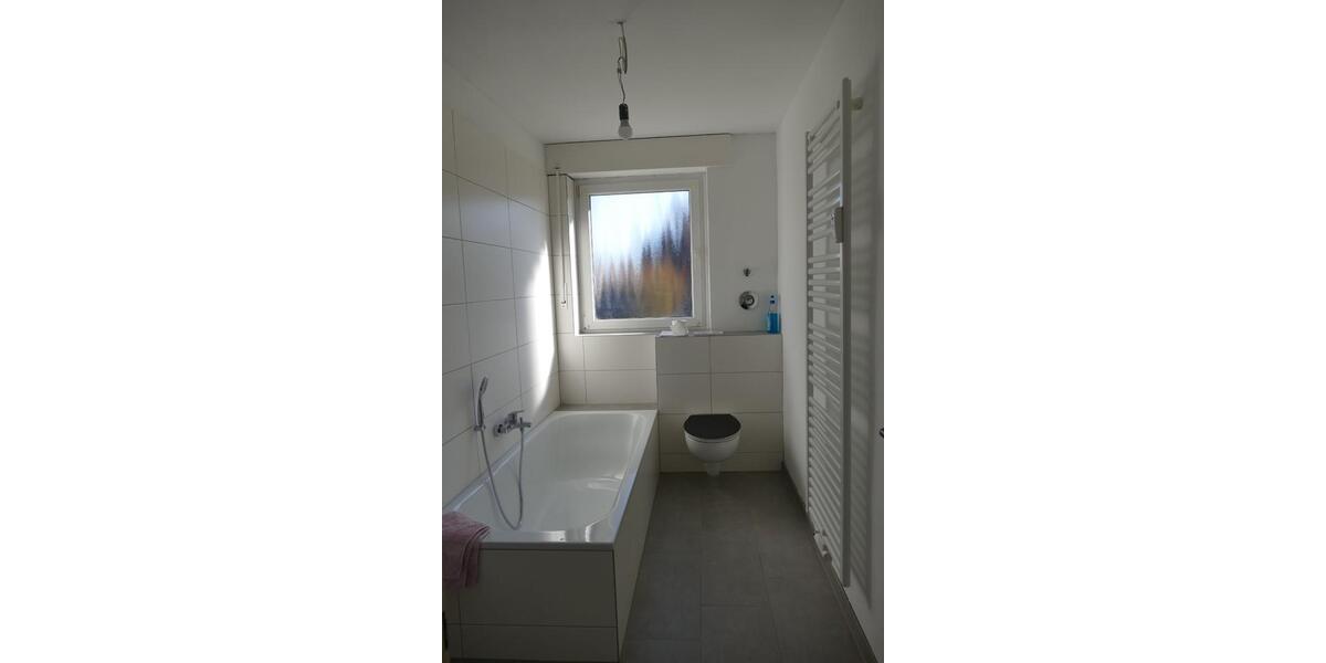 Korschenbroich Glehn, 2ZKDB, Gäste-WC, Balkon, Kamin, 103m², 1.OG 4 zimmer