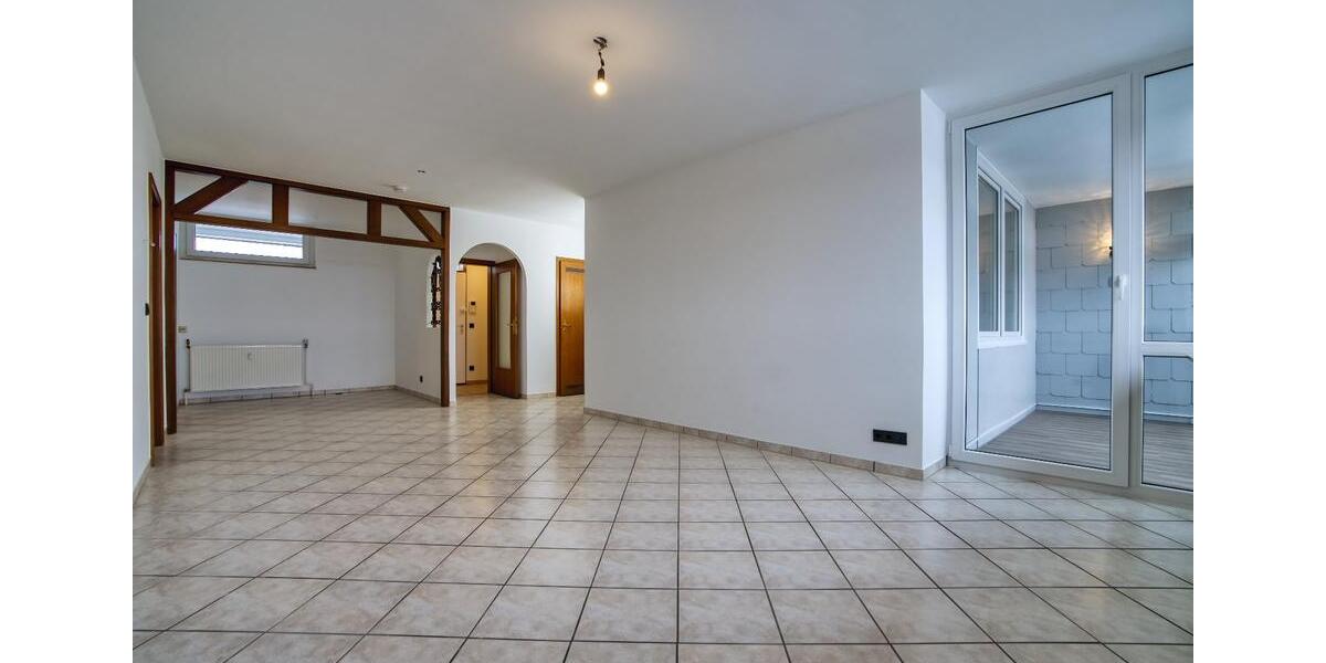 Etagenwohnung Leverkusen Bürrig - 3 Zimmer, 98 m&sup2;, 1.290&euro; | Angebot:25484213