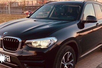 BMW X3 85.000 km 29.400 &euro; Düsseldorf 40476