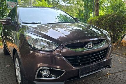 Hyundai ix35 173.000 km 7.999 € Essen 45144