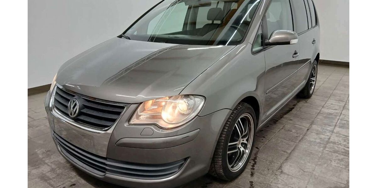 VW Touran 198.000 km 1.999 &euro; Oberhausen 46149