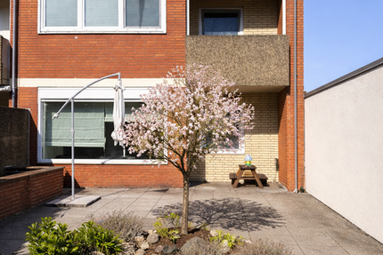 Haus Düsseldorf Lörick - 4 Zimmer, 120 m&sup2;, 930.000&euro; | Angebot:25641800