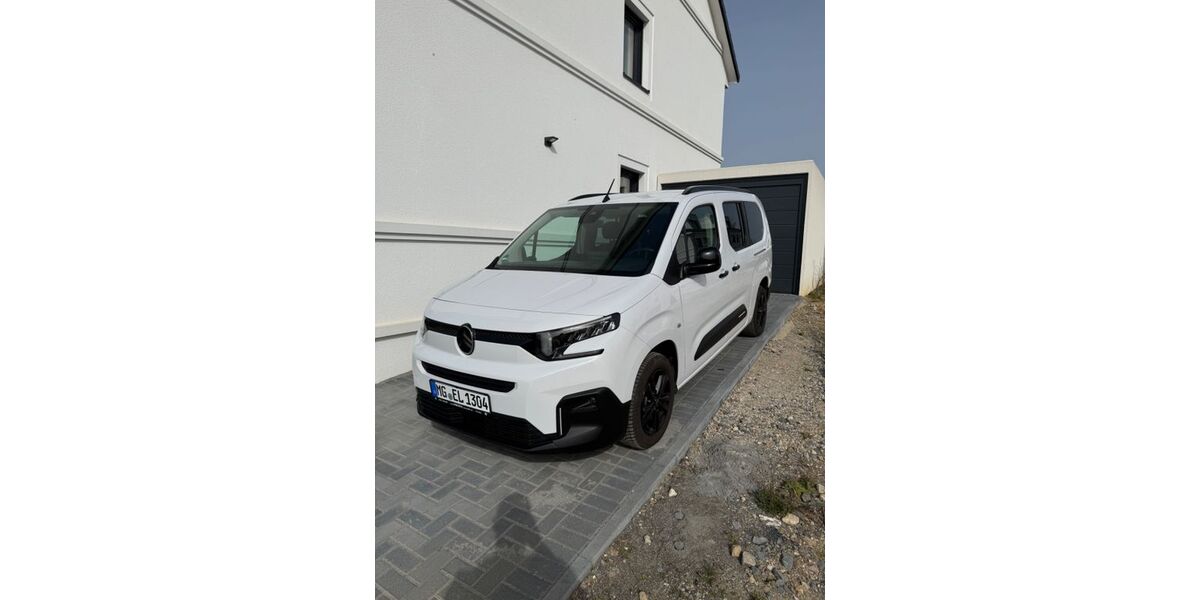 Citroen Berlingo 9.900 km 23.990 &euro; Mönchengladbach 41065