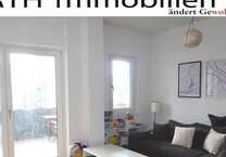 3 Zimmer Wohnung mit Einbauküche Balkon Fußbodenheizung in D.-Flingern