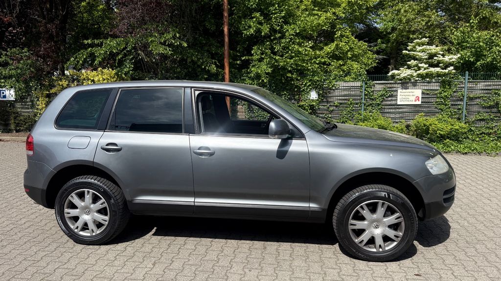 VW Touareg 229.819 km 4.490 &euro; Grevenbroich 41515