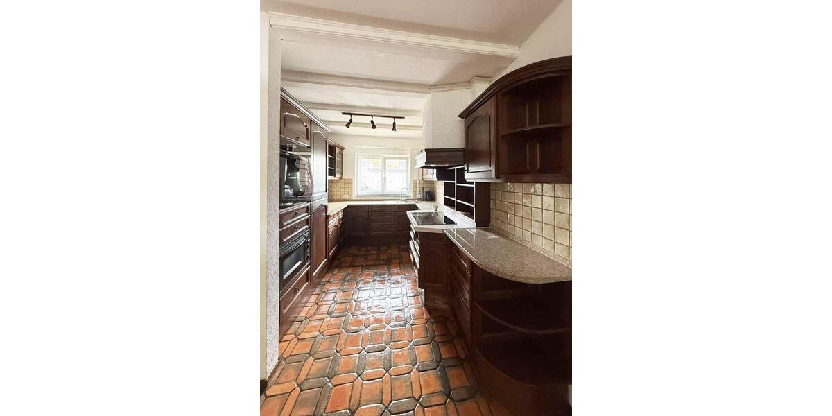 Bungalow Köln Heimersdorf - 4 Zimmer, 155 m&sup2;, 2.400&euro; | Angebot:26581636