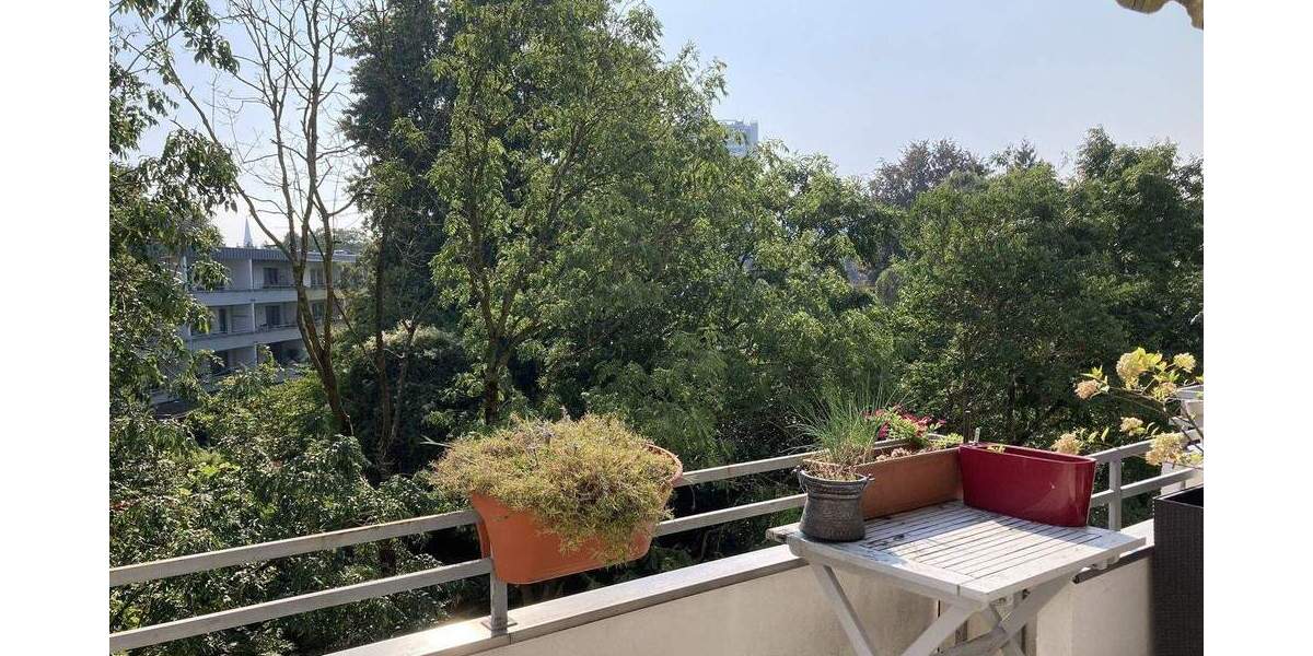 Top-Lage Bismarckviertel: Großzügige 2,5-Zimmer Eigentumswohnung mit zwei Balkonen und Aufzug! 2 zimmer