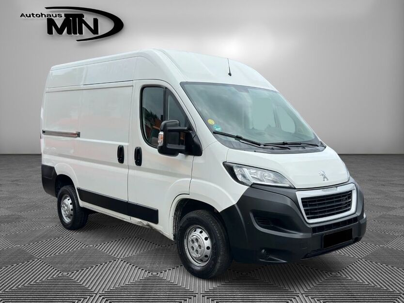Peugeot Boxer 197.000 km 10.990 € Köln 51067