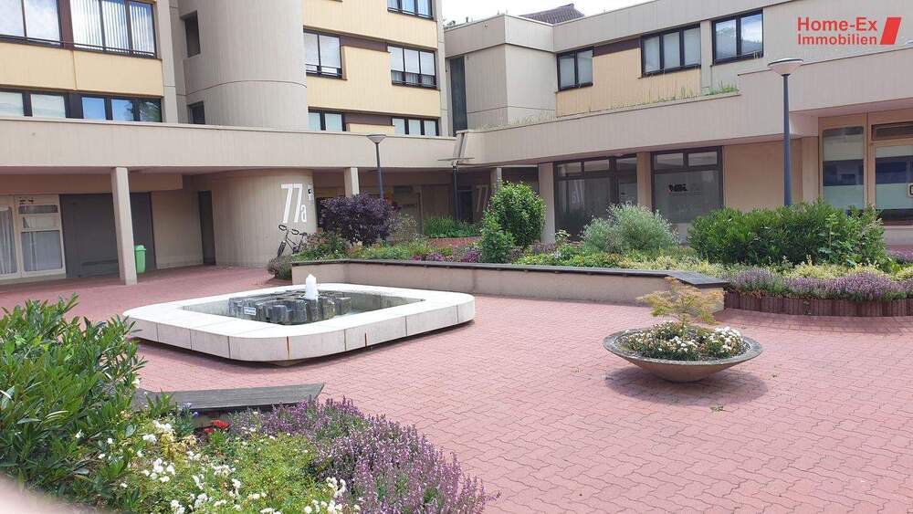 Wohnglück auf 4 Zimmern – mit Balkon, Einbauküche & TG! 4 zimmer