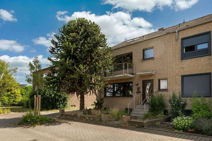 Haus zum Kaufen in Willich 369.000 € 120 m²