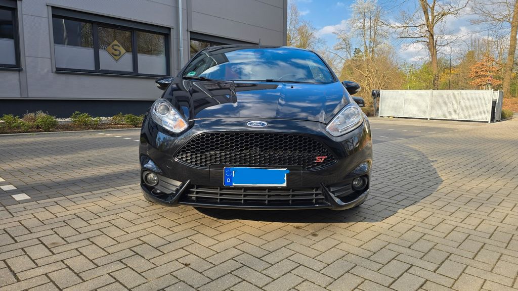 Ford Fiesta 76.500 km 13.500 &euro; Leichlingen 42799