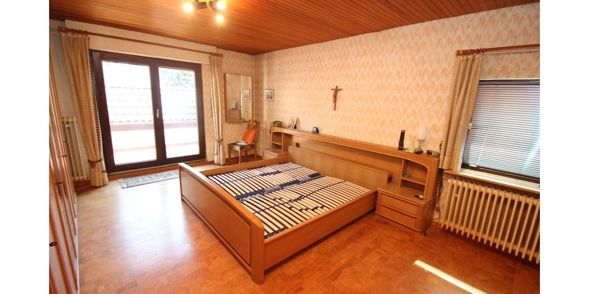 Mit 3D-Rundgang: Ihr neues Zuhause in Reusrath - Einfamilienhaus mit Potenzial und großem Grundstück - Einfamilienhaus Langenfeld | Angebot:27120028