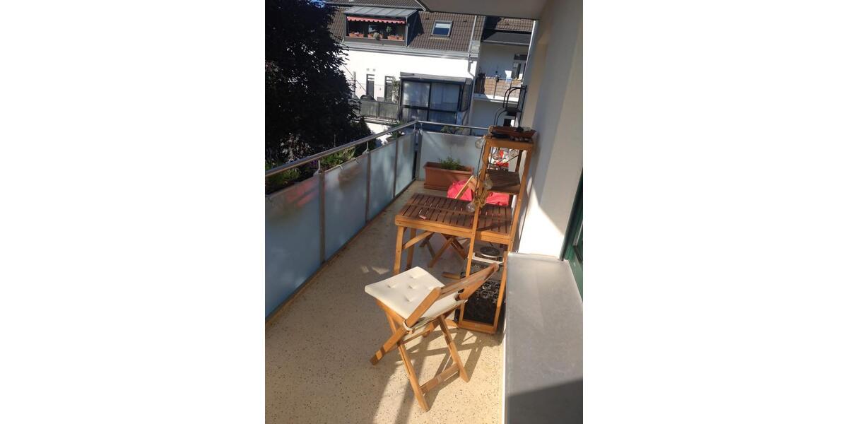 Etagenwohnung Düsseldorf Stadtbezirk 8 - 4 Zimmer, 96 m&sup2;, 1.299&euro; | Angebot:25751647