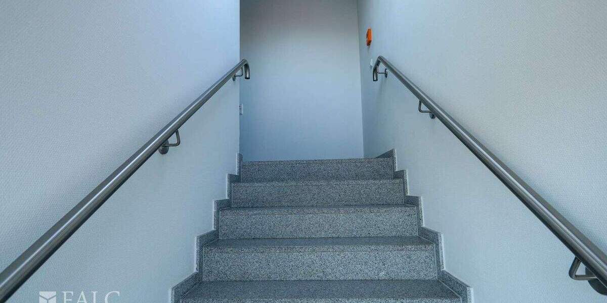 Etagenwohnung Grevenbroich Stadtmitte - 4 Zimmer, 110 m&sup2;, 349.000&euro; | Angebot:25696022