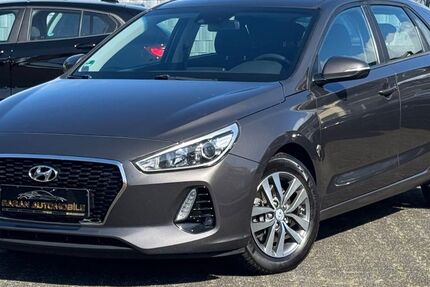 Hyundai i30 149.000 km 8.999 &euro; Neuss-Norf 41469