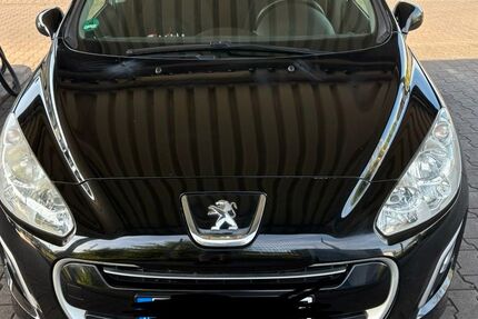 Peugeot 308 194.726 km 3.700 &euro; Duisburg 47179