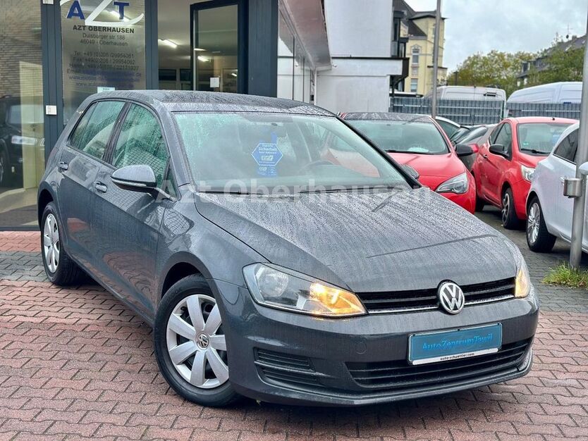 VW Golf 113.559 km 8.290 € Oberhausen 46049