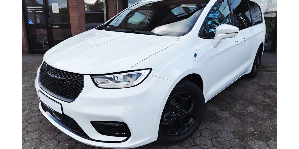 Chrysler Pacifica 64.800 km 29.900 &euro; Korschenbroich 41352